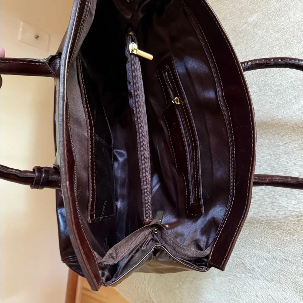 DP purse- Italian chocolate leather gold hardware